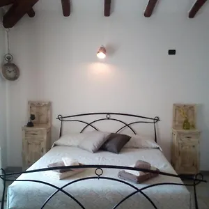 Entula 'e Mari Bed&brakfast Bed & Breakfast