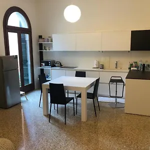 https://rio-carmini-venezia.hotelinveneto.com